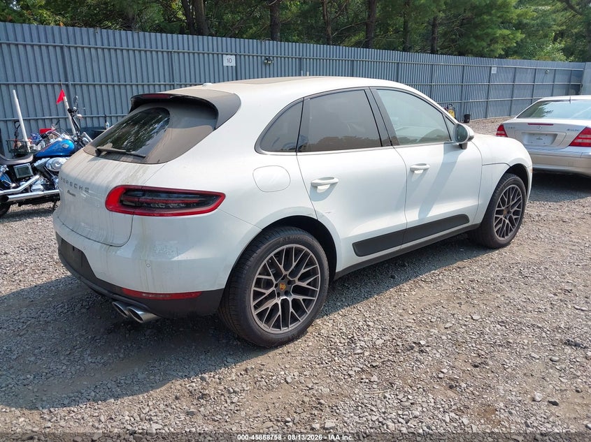 Vin: wp1aa2a5xjlb13721, lot: 46367728, porsche macan sport edition 20184