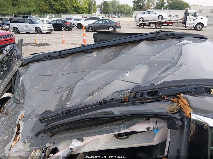 2022 CHRYSLER PACIFICA auction photo 6