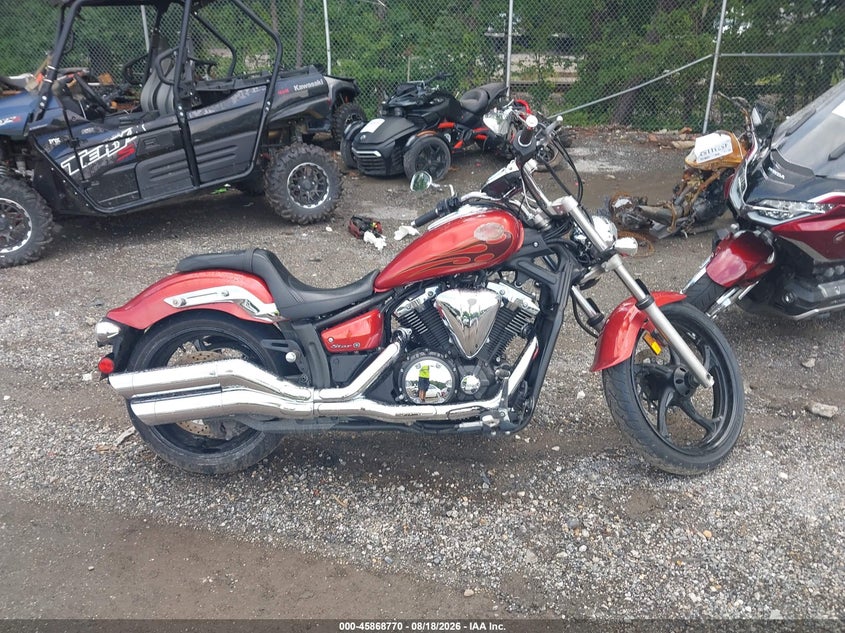 YAMAHA XVS1300 2011