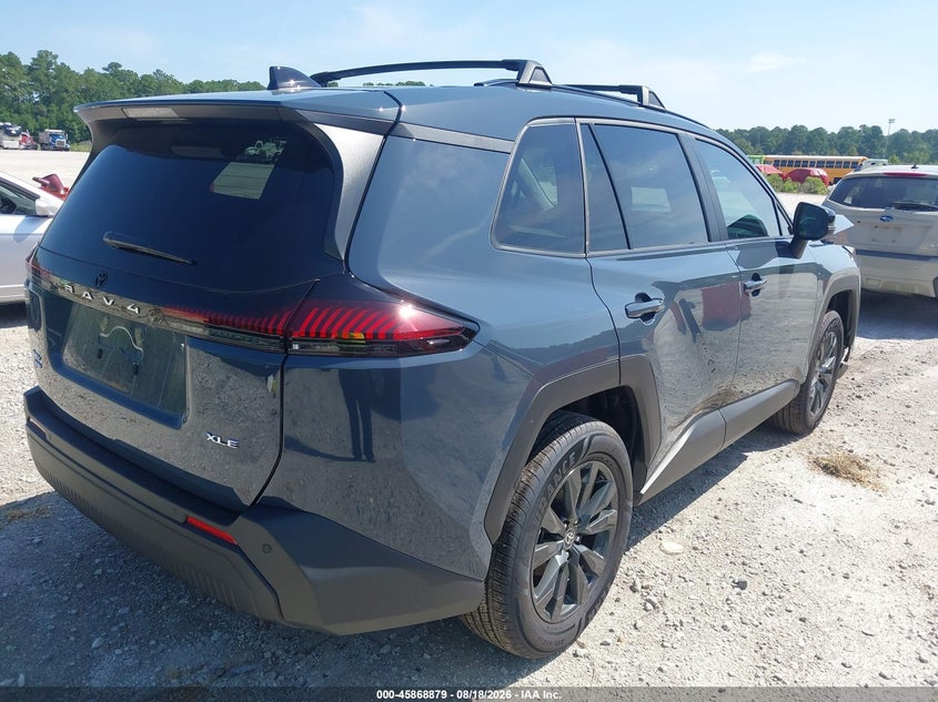 TOYOTA RAV4 - zdjęcie 4