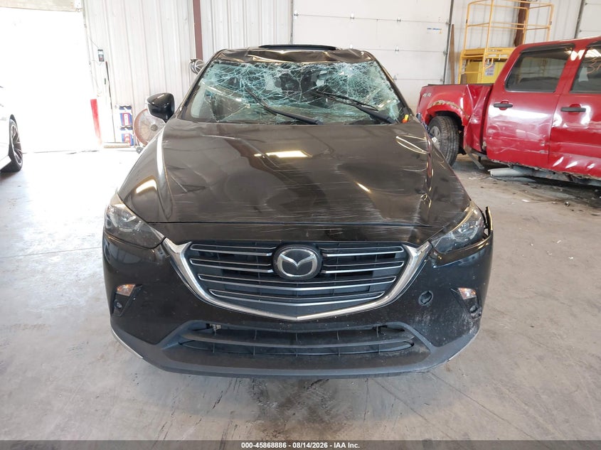 2019 MAZDA CX-3 GRAND TOURING · Photo 11
