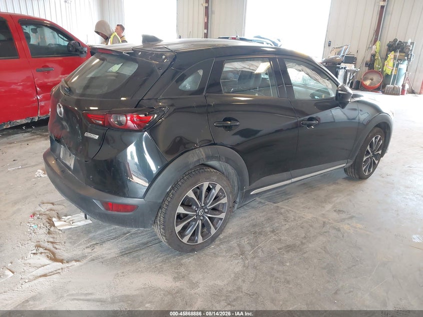 2019 MAZDA CX-3 GRAND TOURING · Photo 4