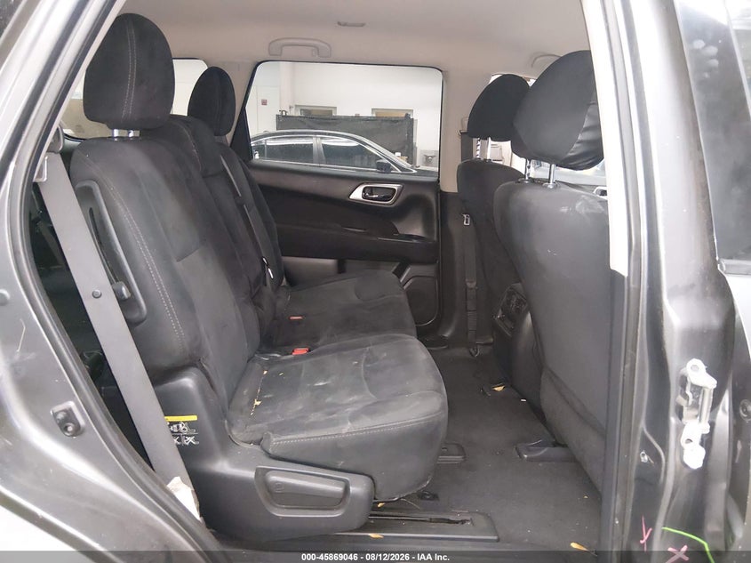 NISSAN PATHFINDER 2015 VIN 5N1AR2MN5FC639716