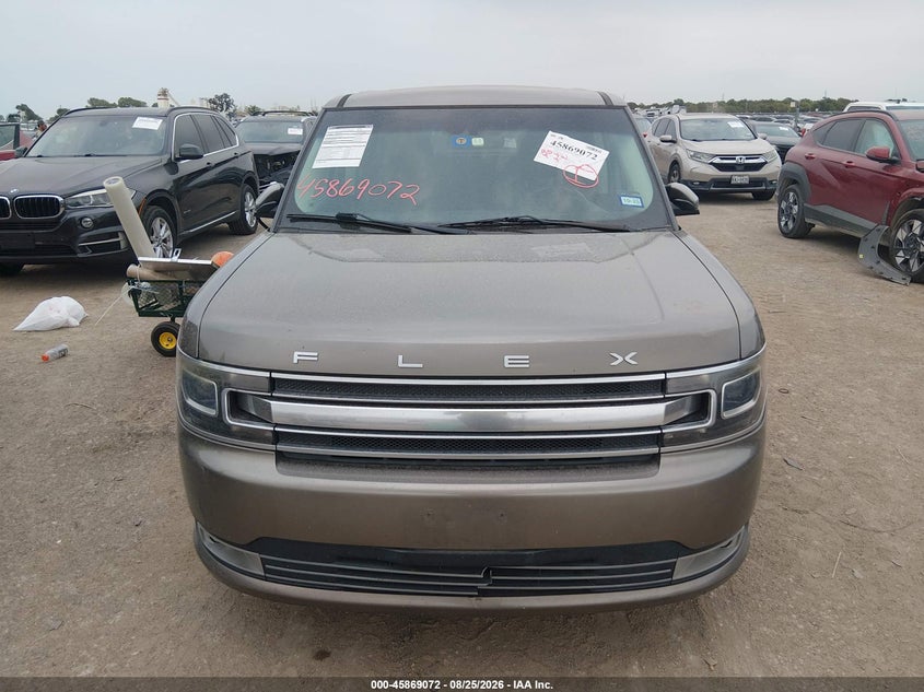 Фото 12 - FORD FLEX