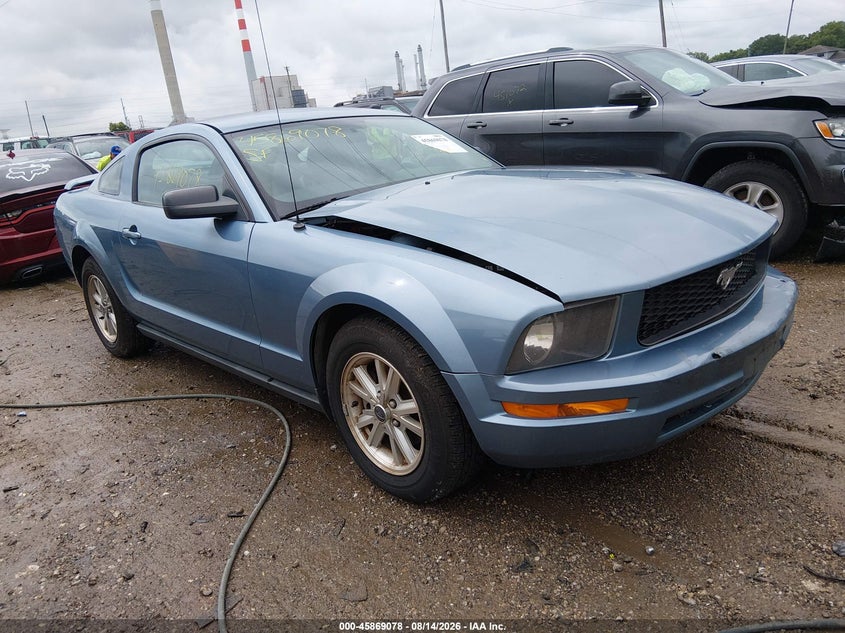 2007 Ford Mustang V6 Deluxe/V6 Premium