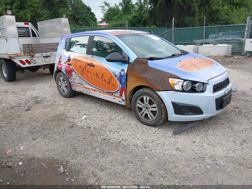 2015 CHEVROLET SONIC auction photo 1