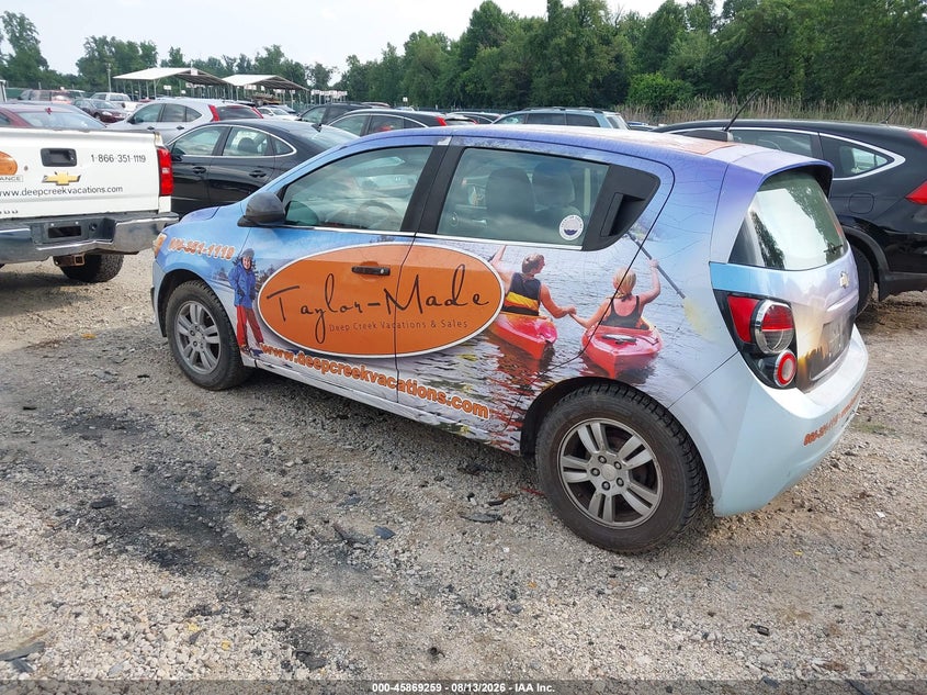 2015 CHEVROLET SONIC auction photo 3