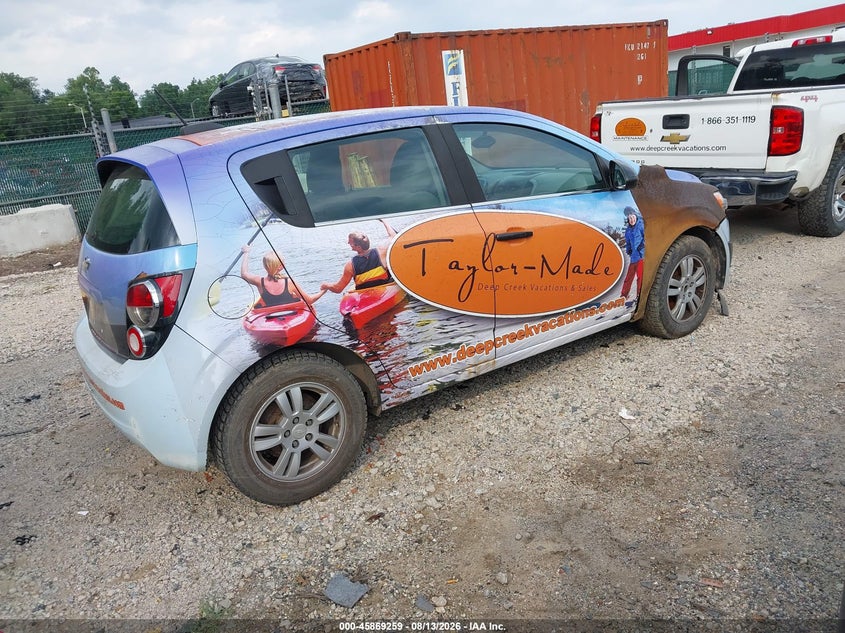 2015 CHEVROLET SONIC auction photo 4