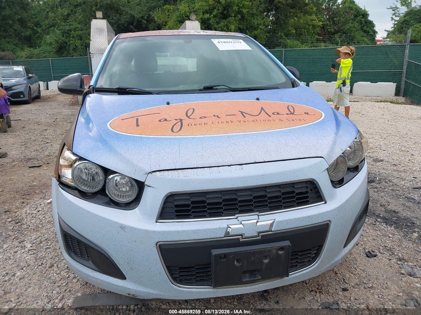 2015 CHEVROLET SONIC auction photo 6