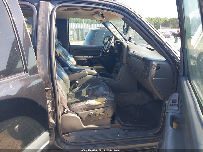 2003 CHEVROLET AVALANCHE 1500 auction photo 5