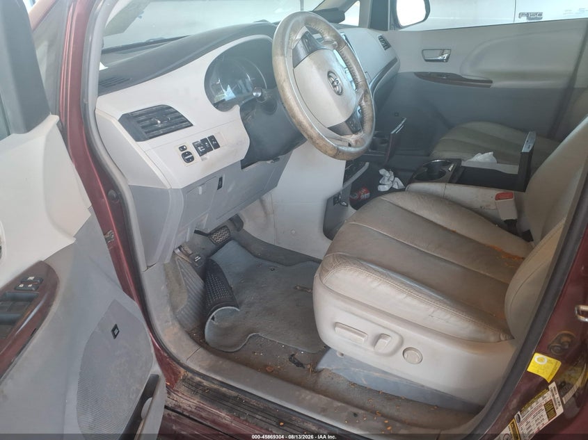 2012 TOYOTA SIENNA VAN 3.5L V-6 DOHC, VVT, 266HP