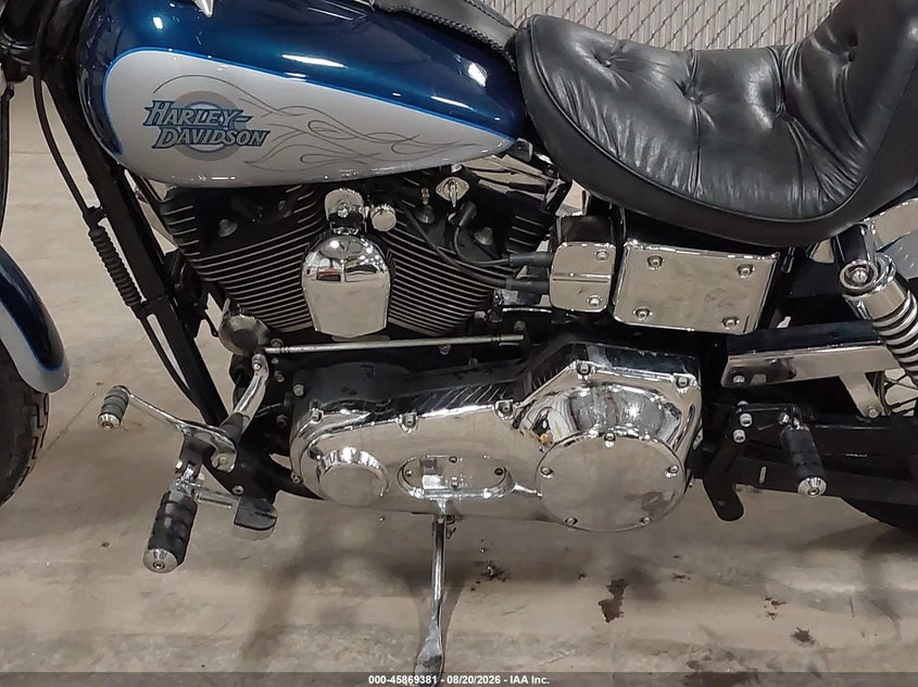 HARLEY-DAVIDSON FXDWG 2000