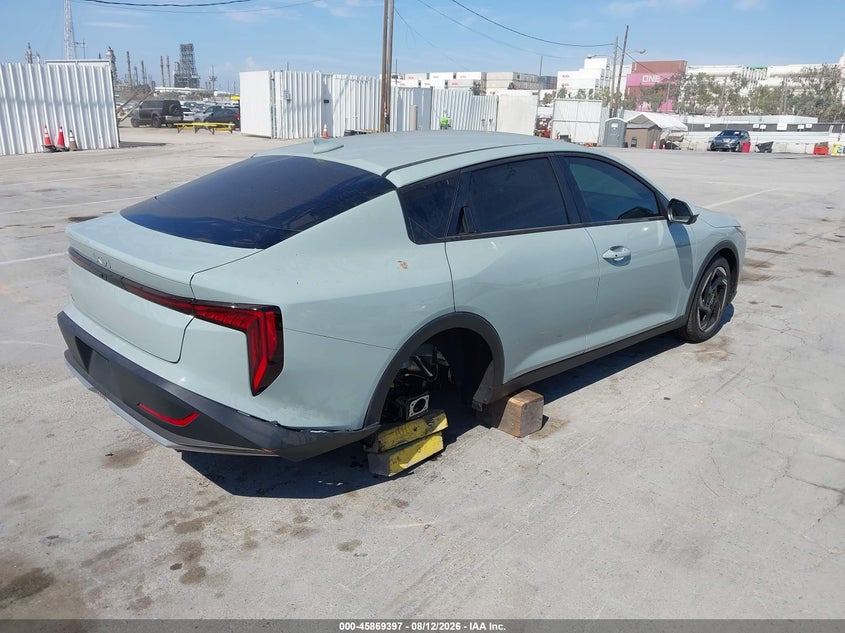 2026 KIA K4 — zdjęcie 4