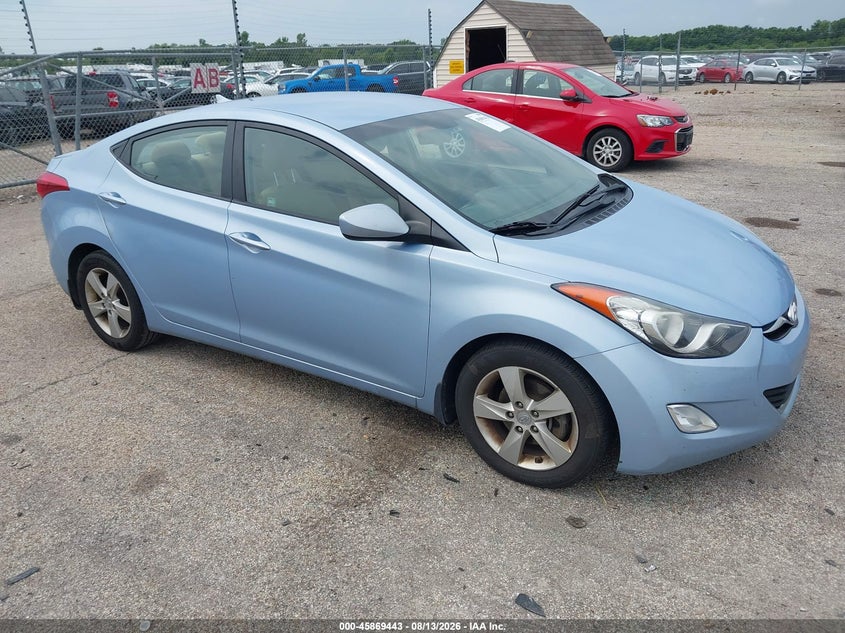 2013 HYUNDAI ELANTRA auction photo 1