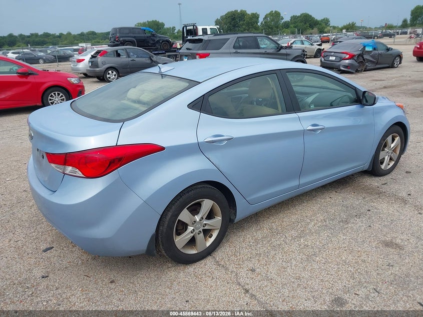 2013 HYUNDAI ELANTRA auction photo 4