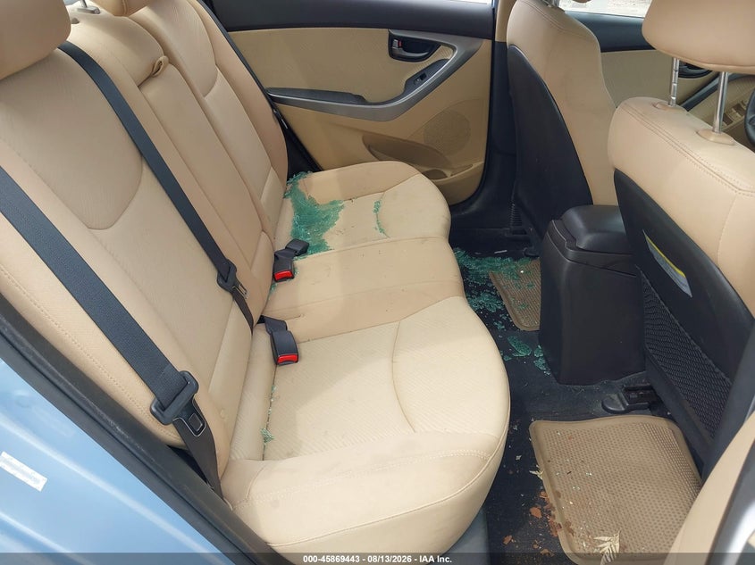 2013 HYUNDAI ELANTRA auction photo 8