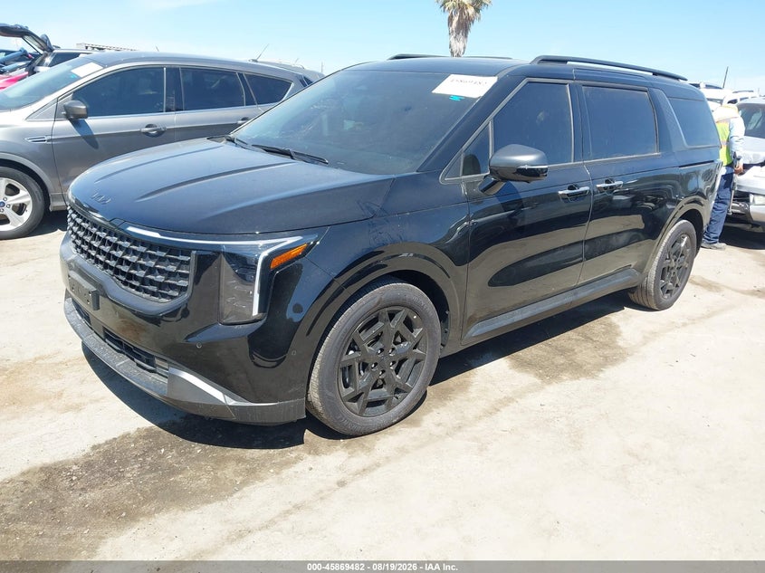 2026 KIA CARNIVAL MPV HYBRID auction photo 2