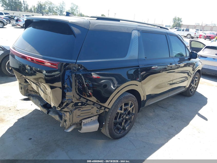 2026 KIA CARNIVAL MPV HYBRID auction photo 4