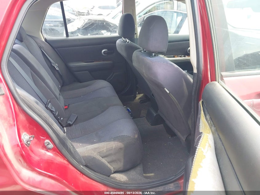 2011 NISSAN VERSA auction photo 8