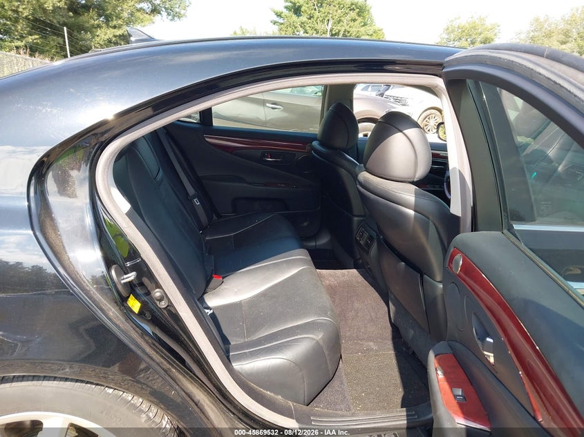 2007 LEXUS LS 460 auction photo 8