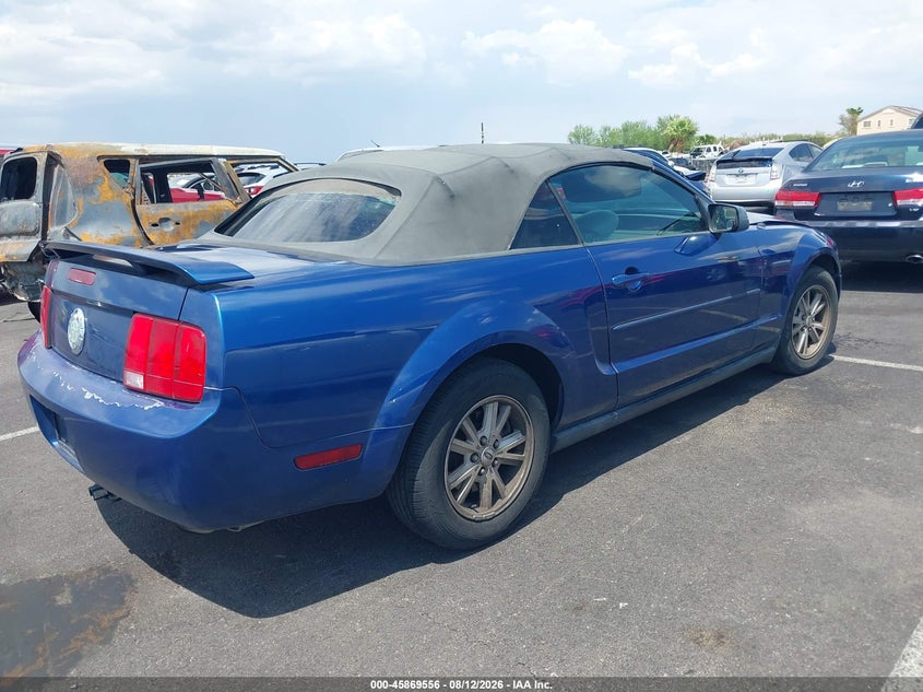 2006 FORD MUSTANG auction photo 4
