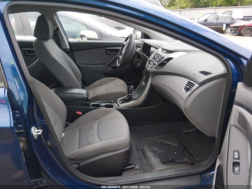 2016 HYUNDAI ELANTRA auction photo 5