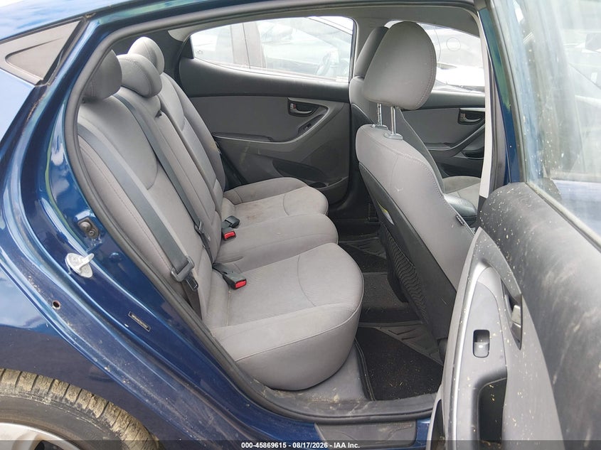2016 HYUNDAI ELANTRA auction photo 8