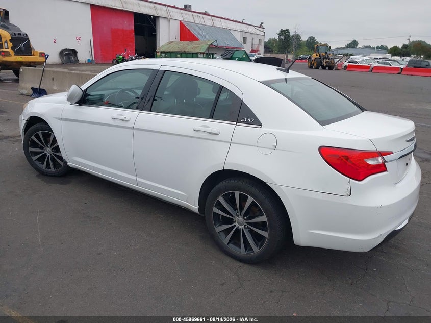 Vin: 1c3ccbhgxcn276831, lot: 46368631, chrysler 200 s 20123