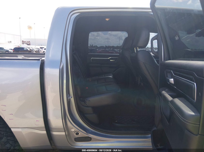 2019 RAM 1500 auction photo 8