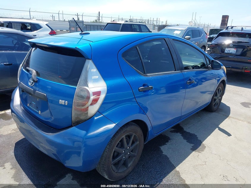 Vin: jtdkdtb35c1020202, lot: 46368668, toyota prius c four 20124