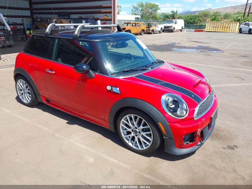 Vin: wmwsv3c58dt388275, lot: 46368694, mini hardtop cooper s 2013 img_1