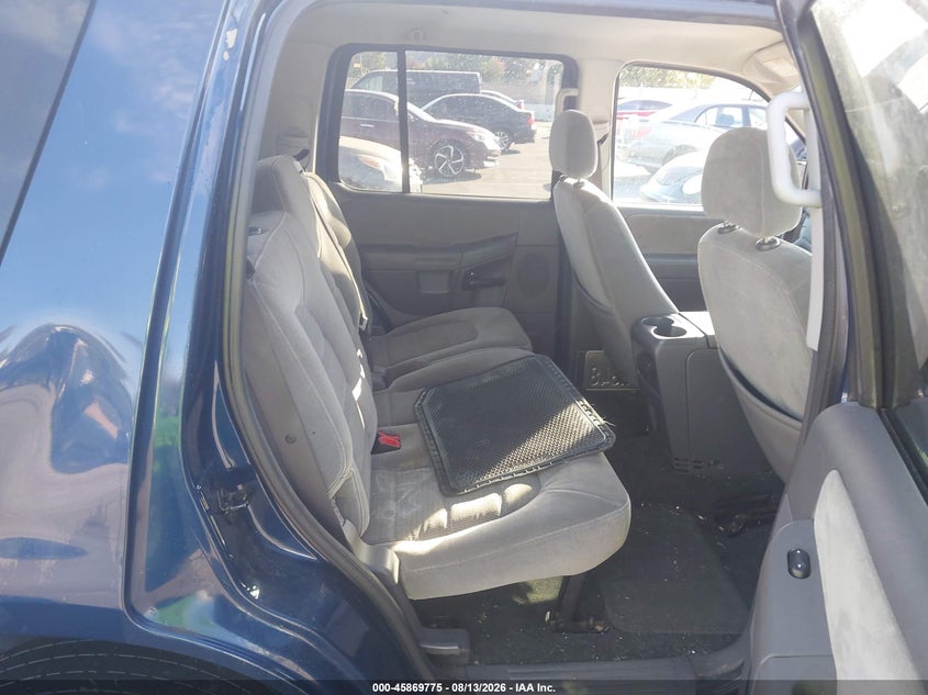 2005 FORD EXPLORER auction photo 8