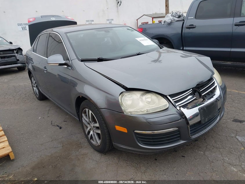 2005 VOLKSWAGEN JETTA auction photo 1