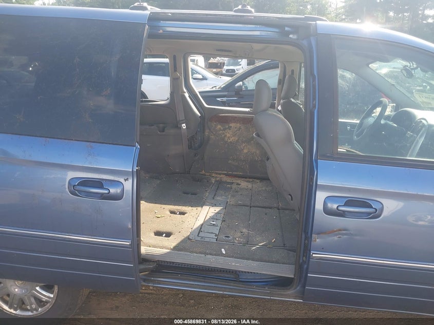 CHRYSLER TOWN & COUNTRY 2007 VIN 2A4GP64L97R196421