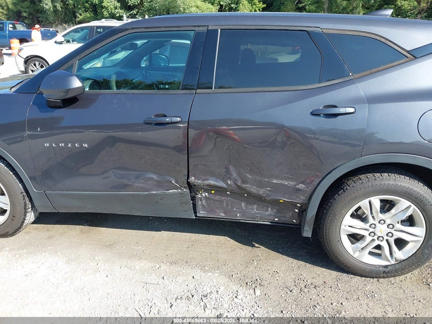 2021 CHEVROLET BLAZER auction photo 6