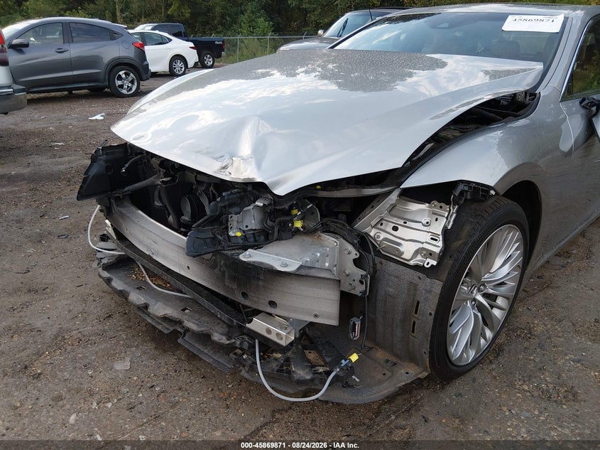 2021 LEXUS LS 500 auction photo 6