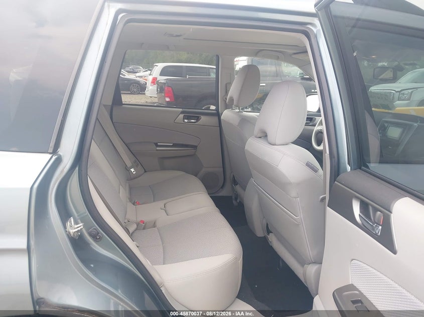 2011 SUBARU FORESTER auction photo 8