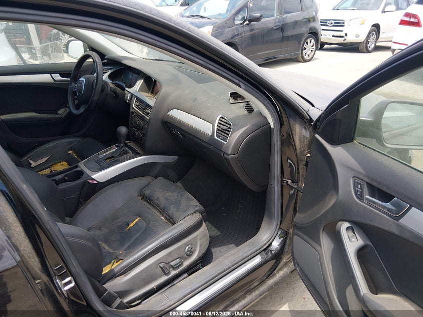2011 AUDI A4 auction photo 5