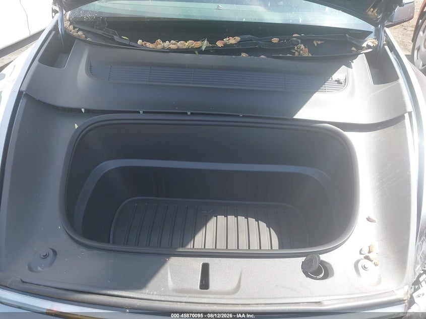 TESLA MODEL Y 2026 VIN 7SAYGDEE1TF650538