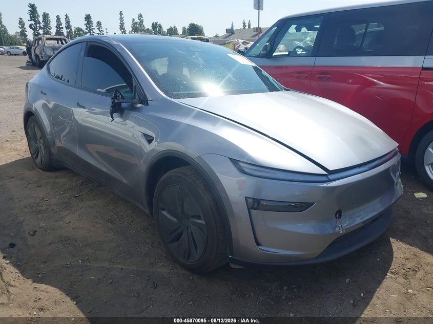 TESLA MODEL Y - zdjęcie 1