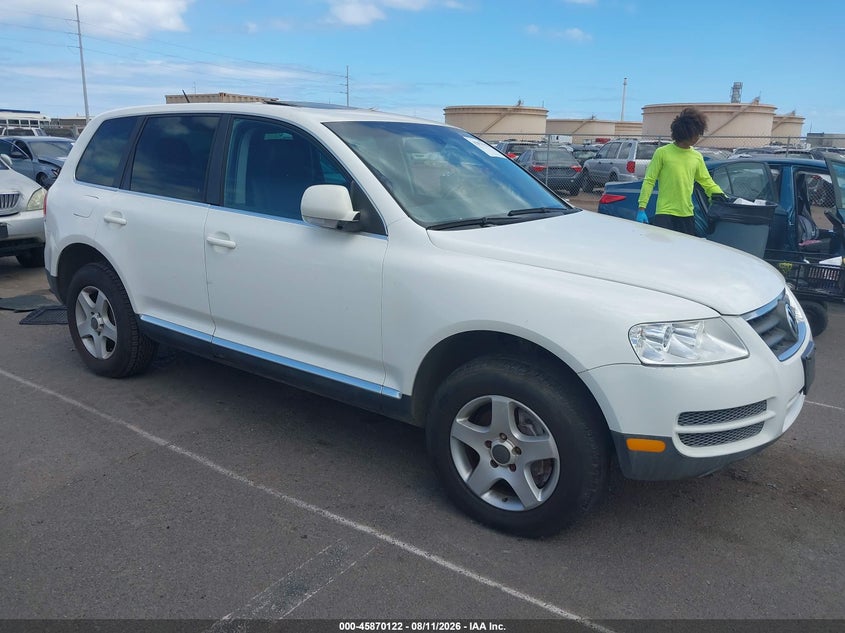 2006 VOLKSWAGEN TOUAREG auction photo 1