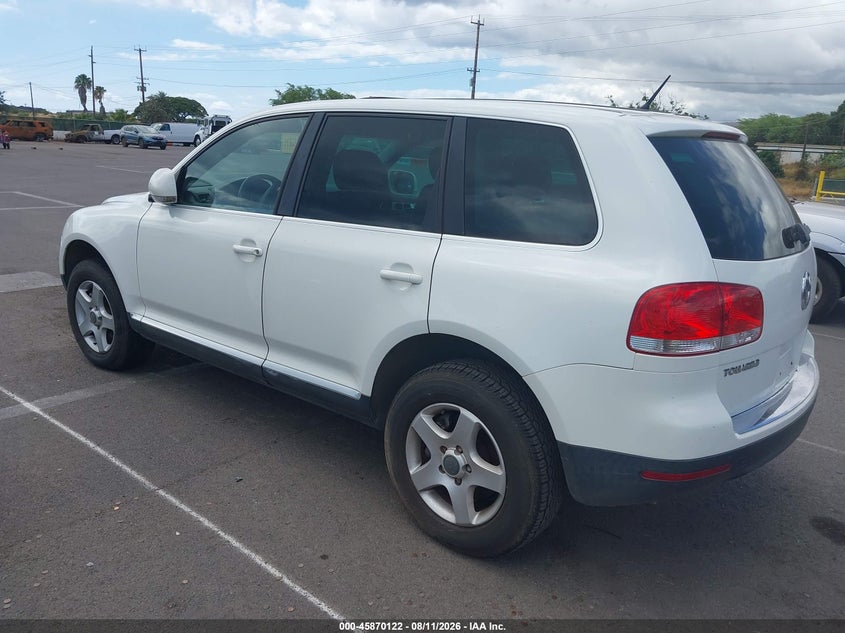 2006 VOLKSWAGEN TOUAREG auction photo 3