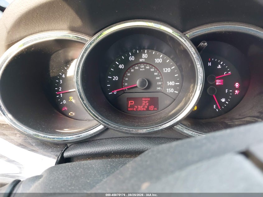 2013 KIA SORENTO auction photo 7