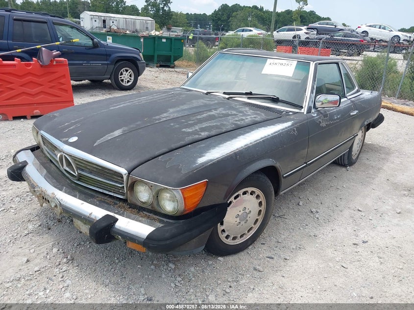 1985 MERCEDES-BENZ 380 auction photo 2