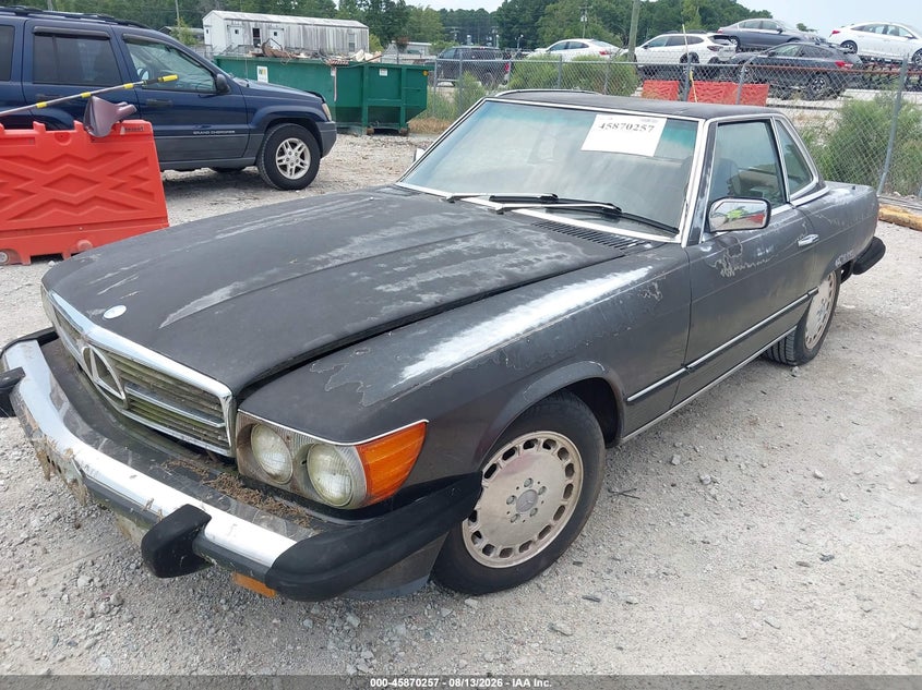 1985 MERCEDES-BENZ 380 auction photo 6