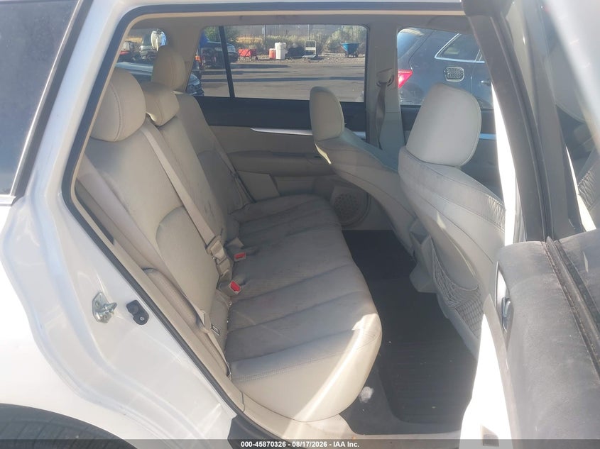2011 SUBARU OUTBACK auction photo 8
