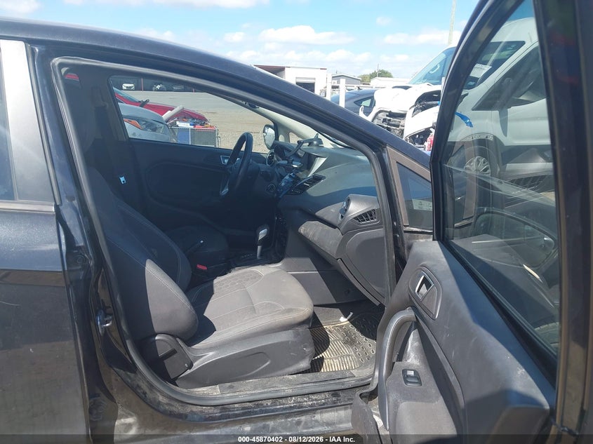 2014 FORD FIESTA auction photo 5