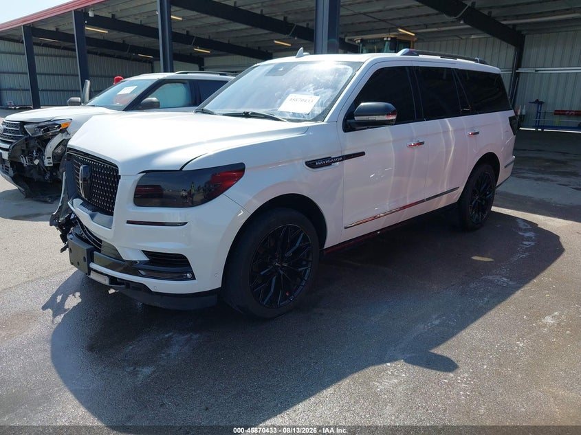 2018 LINCOLN NAVIGATOR auction photo 2