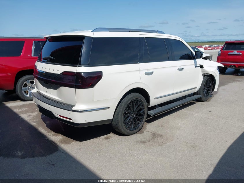 2018 LINCOLN NAVIGATOR auction photo 4