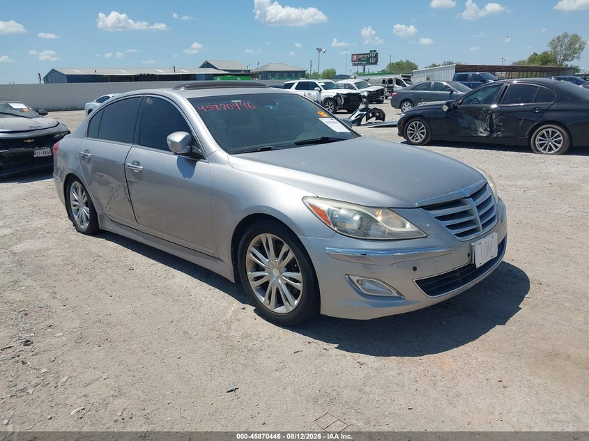 2013 HYUNDAI GENESIS auction photo 1